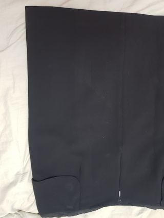 Falda negra elegante