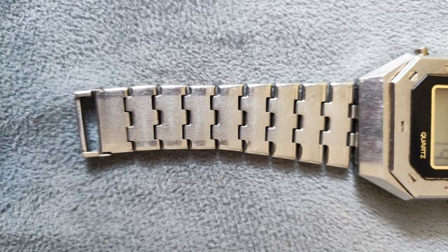 Reloj Aurore vintage LCD