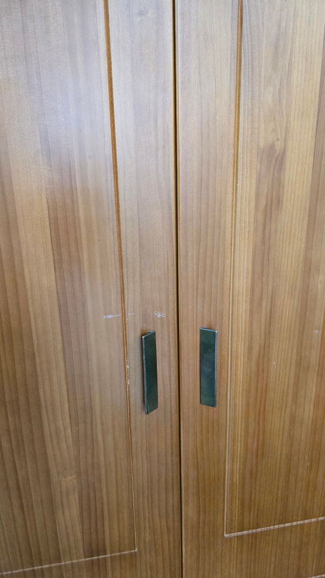 ARMARIO 3 PUERTAS DE MADERA