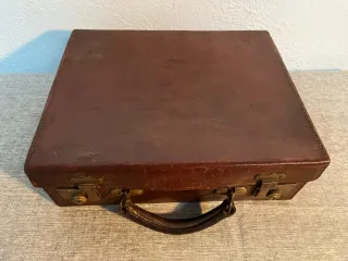 Maleta Cuero Antigua