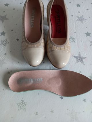 Zapatos Pitillos beige mujer