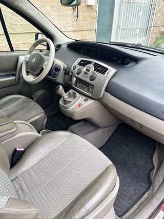 Renault Scenic 1.9dCi