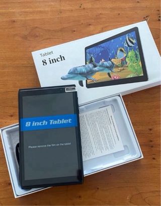 Tablet de 8 pulgadas nueva en su caja sin estrenar