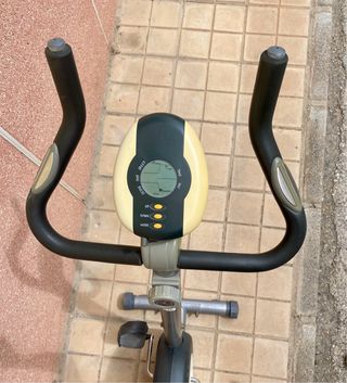Bicicleta estática Fitness