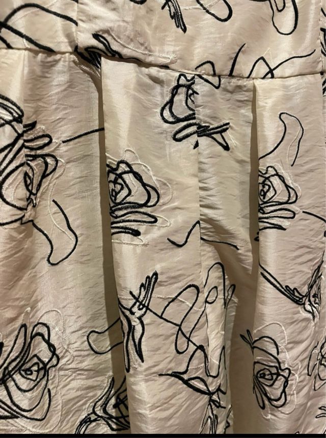 Vestido de Festa Bege - Estilo Globo