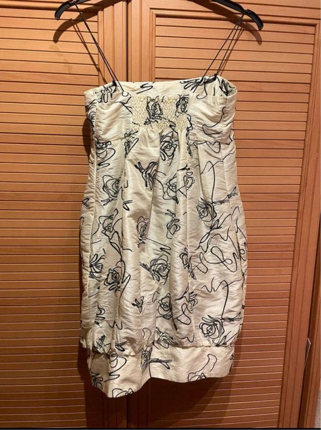 Vestido de Festa Bege - Estilo Globo