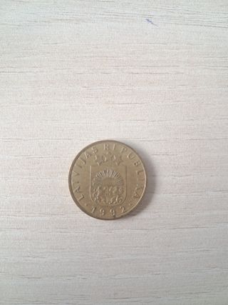 Moneda 10 céntimos Letonia 1992