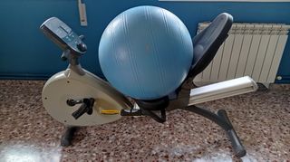 Bicicleta estática BH Fitness ProAction