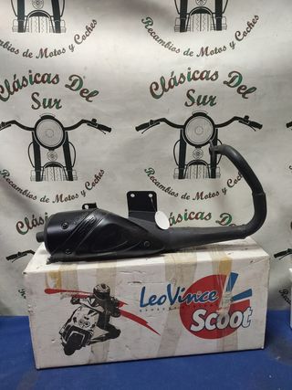 Escape LeoVince Scoot Honda SH