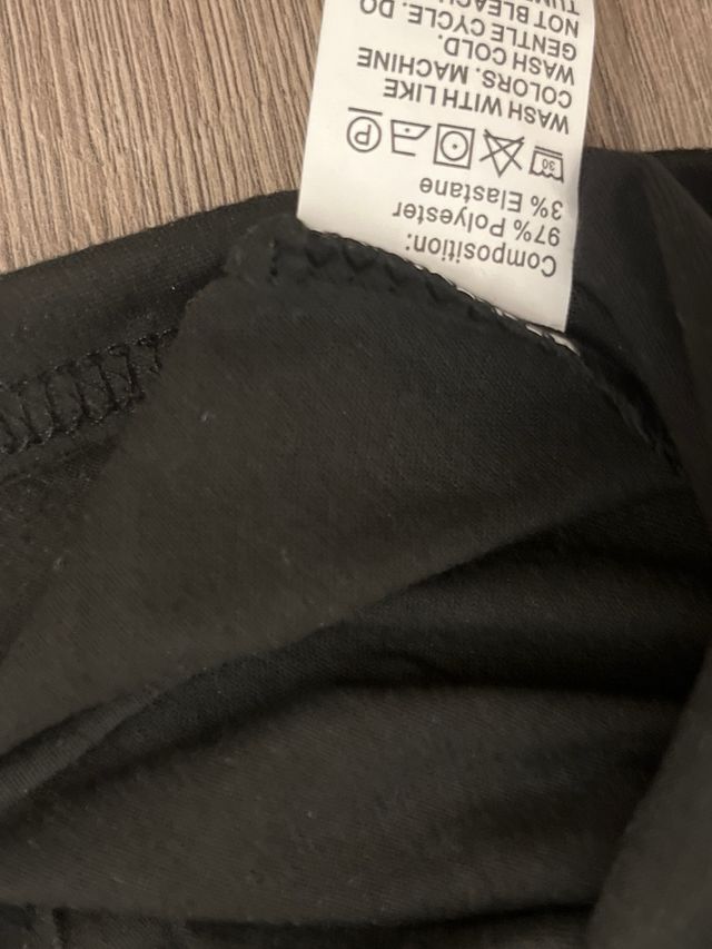 CAMISETA TIRANTES NEGRA SIN ESTRENAR