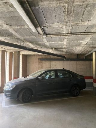 Garaje en venta en Les Grases - La Salut en Sant Feliu de Llobregat