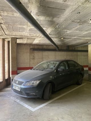 Garaje en venta en Les Grases - La Salut en Sant Feliu de Llobregat