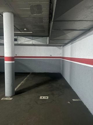Garaje en venta en Passeig Maragall - Zona Estació en Gavà