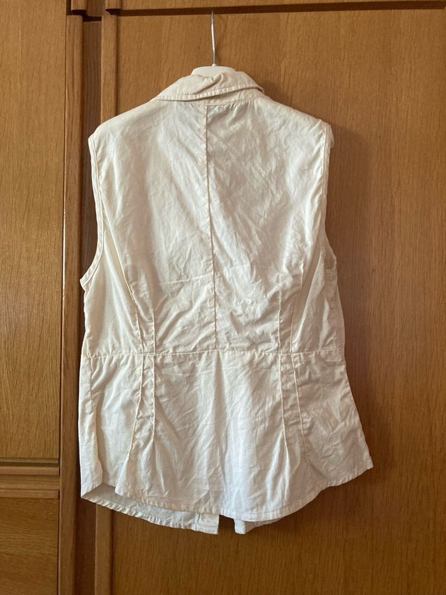 Camicia smanicata estiva da donna