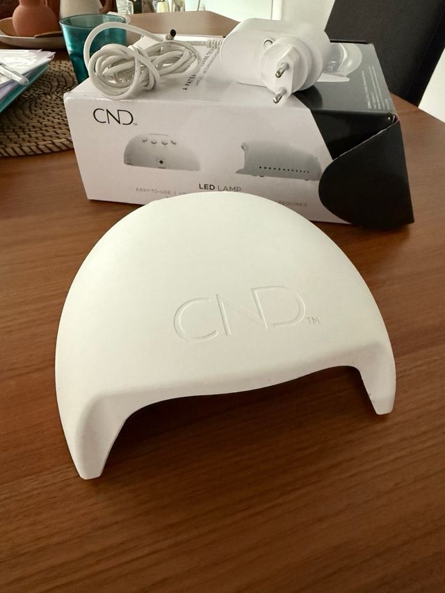 Lampara LED uñas CND