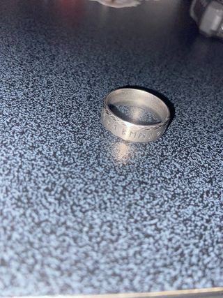 Anello con Rune nordiche incise Acciaio Inox opaco