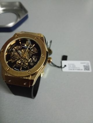 Reloj Martín Line - Esqueleto Dorado