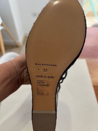 Sandalias cuña Balenciaga azul marino. nuevas.