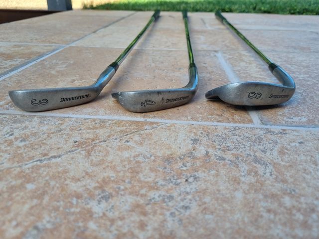 Palos de golf Bridgestone golf (3, 4, 8)