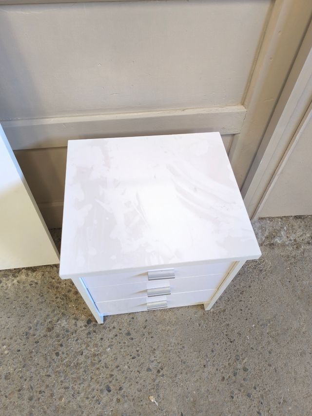 Cabecero + mesita noche blanco