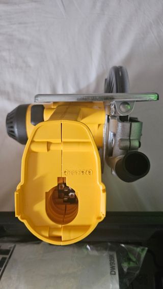 Sierra circular DeWalt
