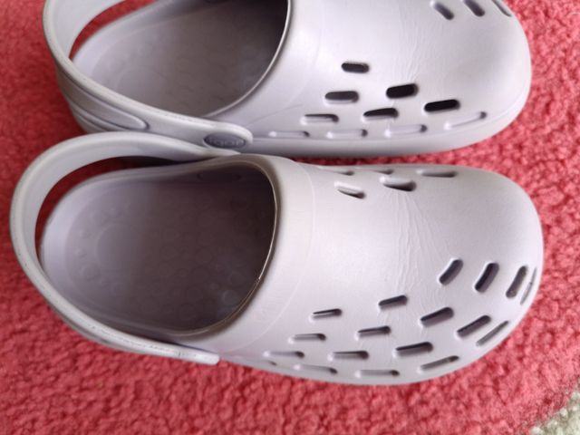 Zuecos niño niña chanclas playa piscina talla 29