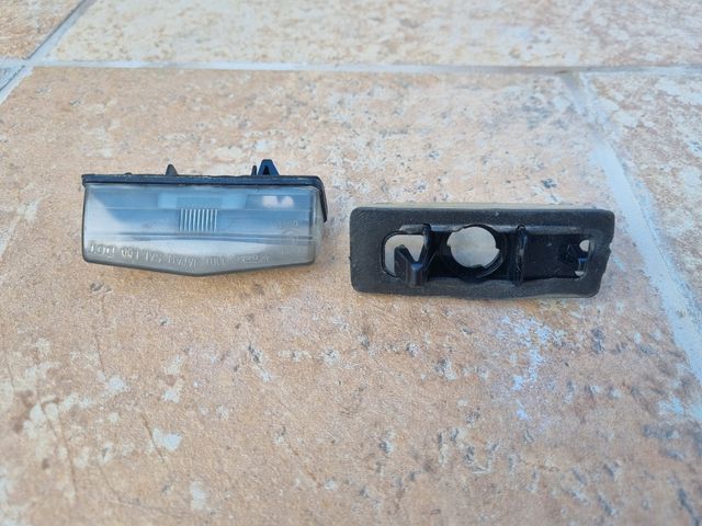 Luces matrícula Renault Clio