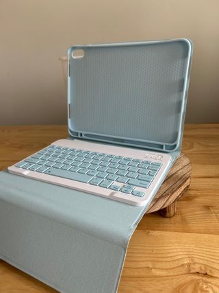 iPad Air 10.9" teclado funda