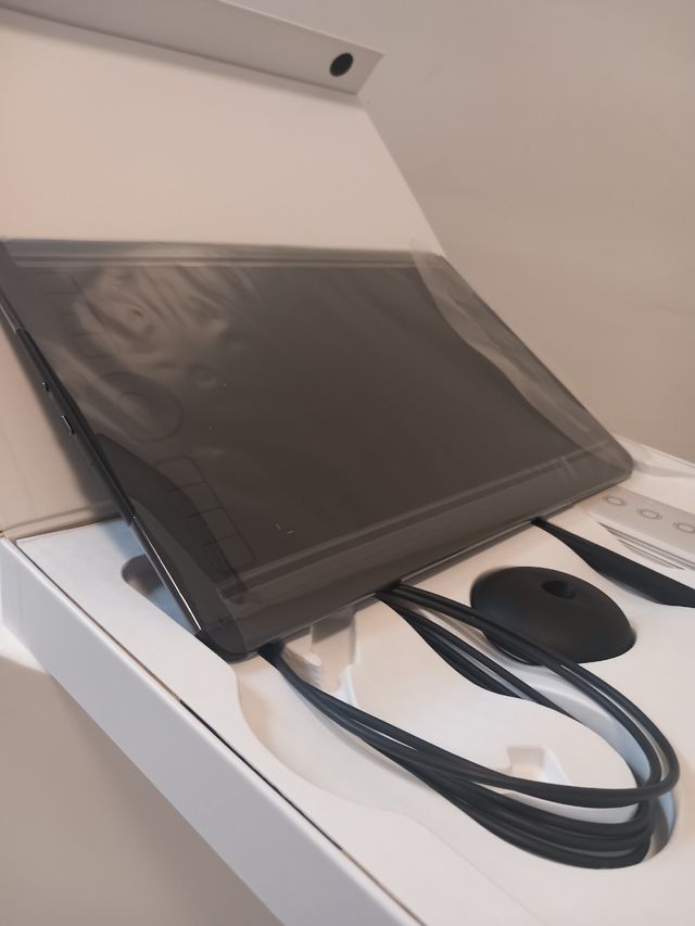 Wacom Intuos Pro PTH-660 - Tavoletta grafica