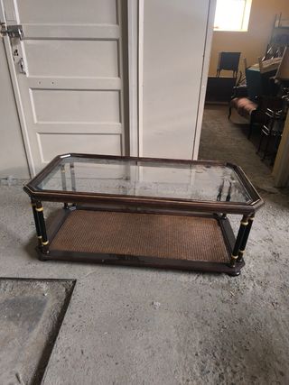 Mesa centro vintage cristal y mimbre