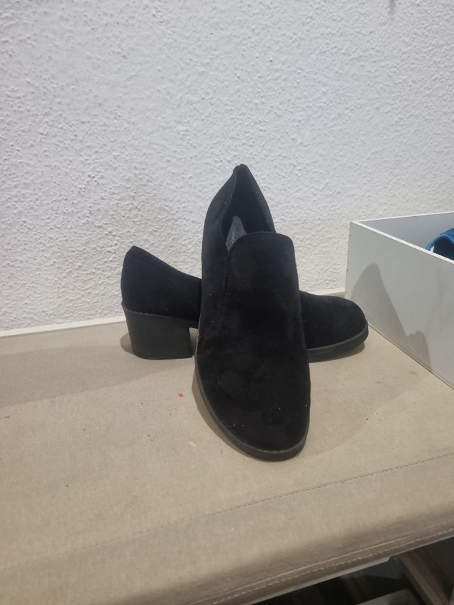 Botines negros tacón bajo - nº 39-40