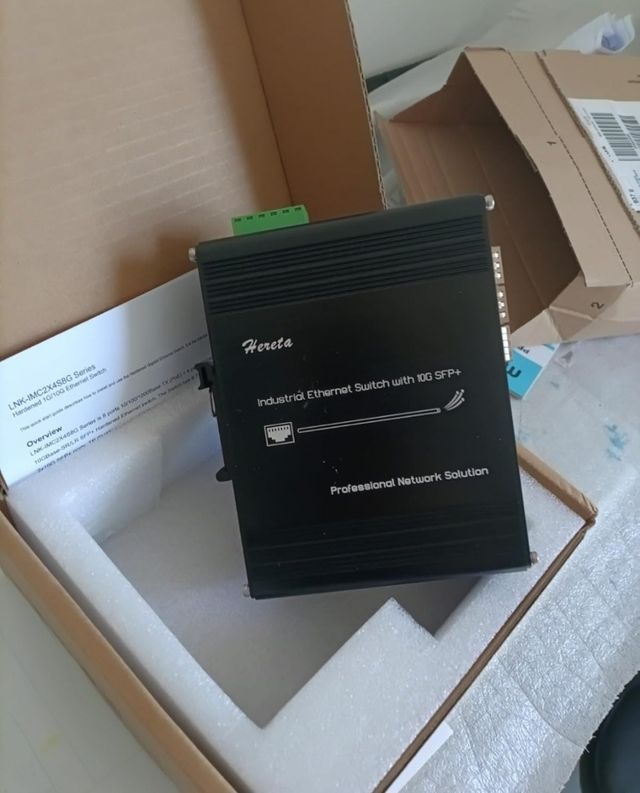 Nuovo Commutatore Switch Ethernet Horela - 10 Port