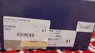Zapatos de tacon de piel,nuevos 41