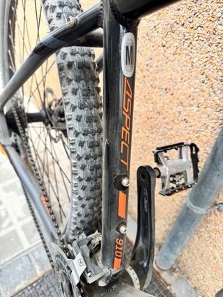 Bicicleta de montaña 29’
Scott aspect 910