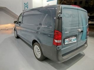 Mercedes-Benz Vito 111 Furgon largo