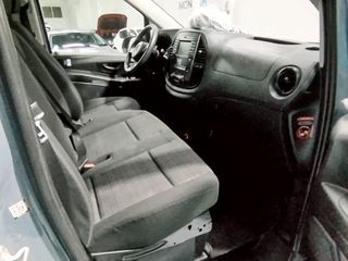 Mercedes-Benz Vito 111 Furgon largo
