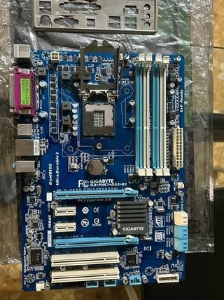 Placa base Gigabyte GA-H67-DS3-B (Socket 1155)