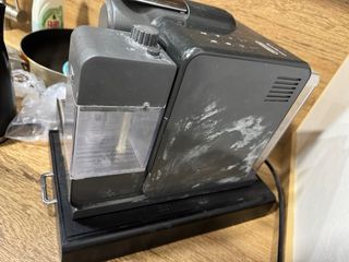 Cafetera Nespresso De'Longhi Lattissima