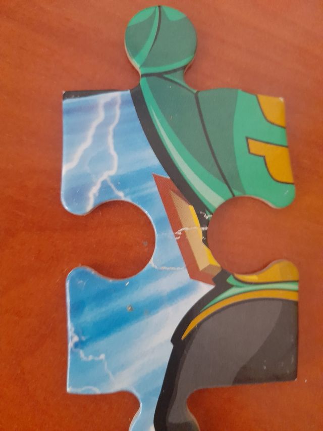 Puzzle Power Rangers 45 piezas. Y dos puzzle más