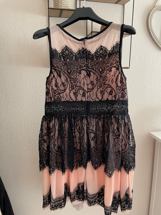 Vestido encaje negro y salmón - Talla L