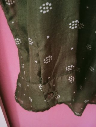 Camisa fluida verde oliva