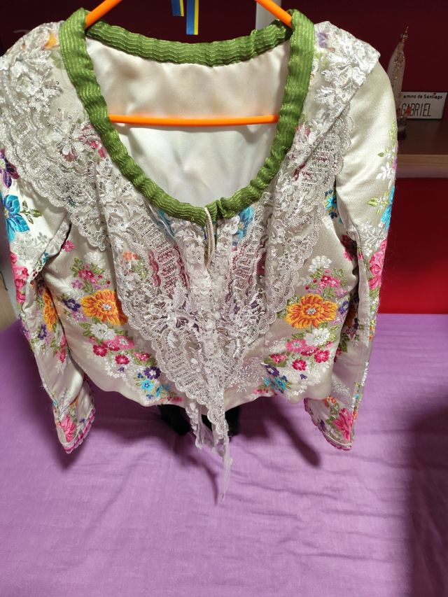 Traje Fallera: falda y dos corpiños