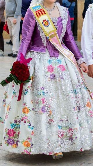 Traje Fallera: falda y dos corpiños 