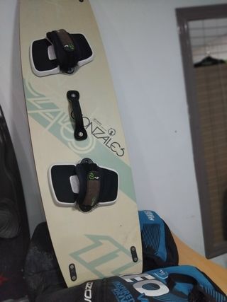 Imbracatura Mystic kitesurf nuovo cometas 8 10 m 2 tabl