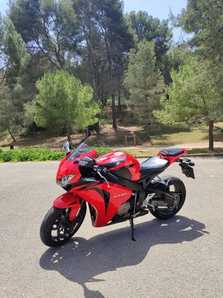 HONDA CBR1000RR 2008