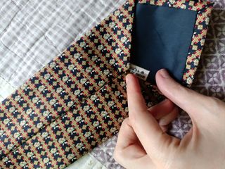 Corbata de seda hecha a mano de René Chagal