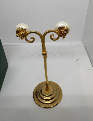 Pendientes perlas cultivadas y oro. Certificado. 