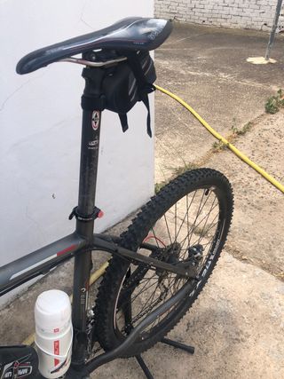 Bicicleta Cube LTD