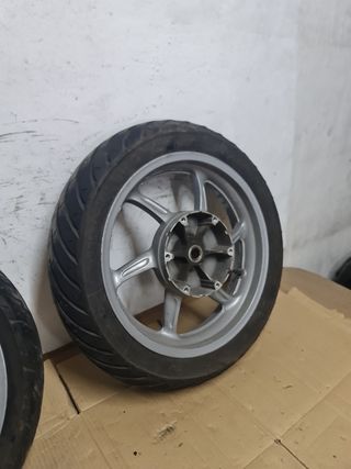 Llantas SH 300 (2009) - 2 uds