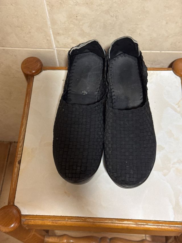 Zapatillas Mustang negras - Cuña